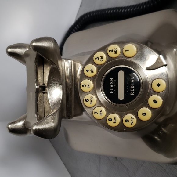 Pottery Barn Grand Vintage Retro Style Nickel Push Button Table Telephone - Picture 3 of 7